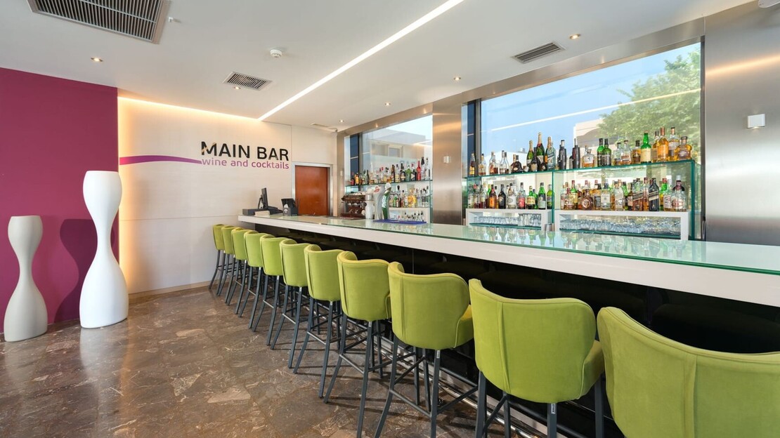 Semiramis City Hotel